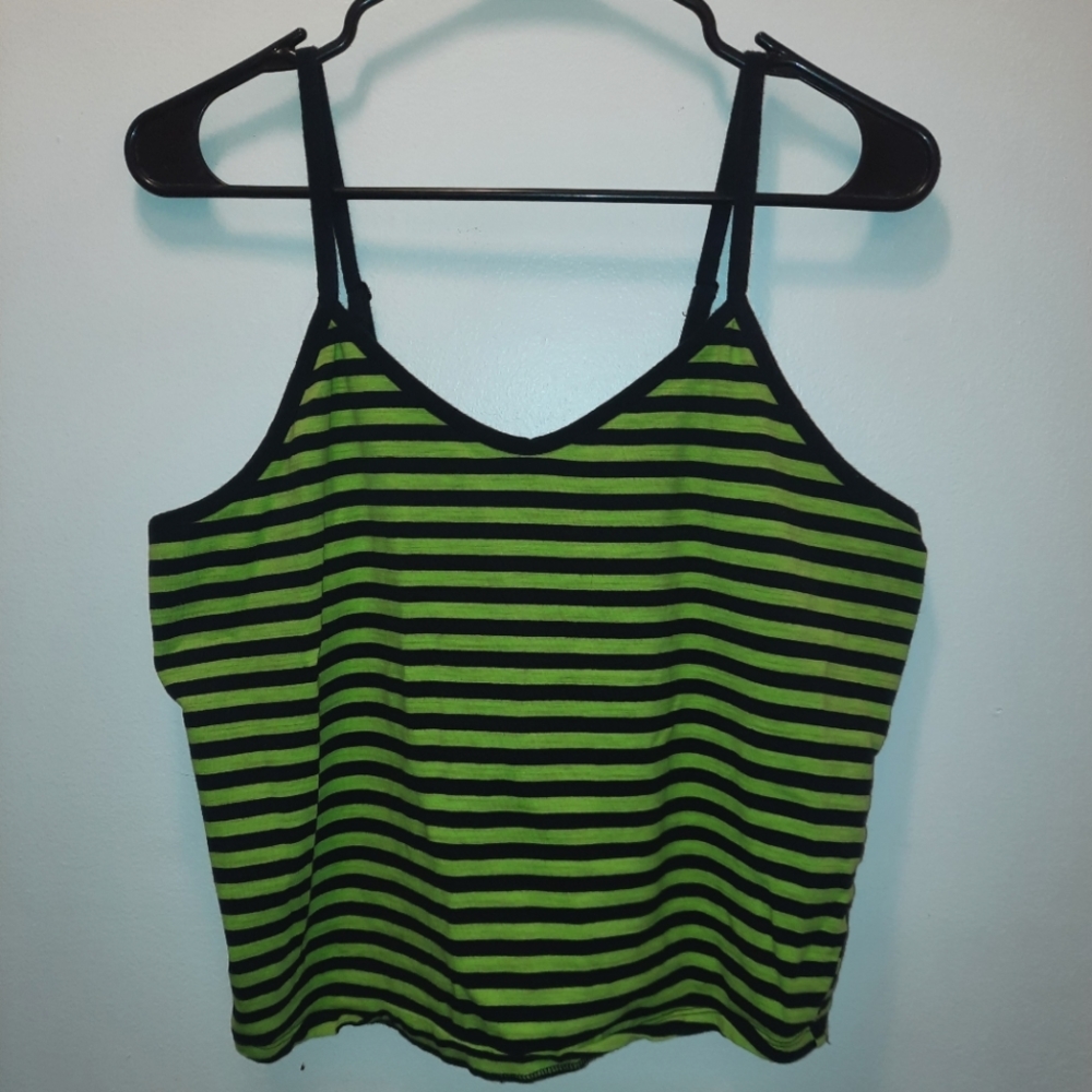 Hot Topic Tank Top